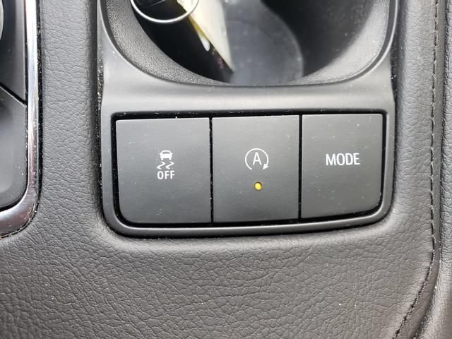Used 2024 Cadillac XT4 Luxury w/ Cold Weather Package AWD/4WD image 23