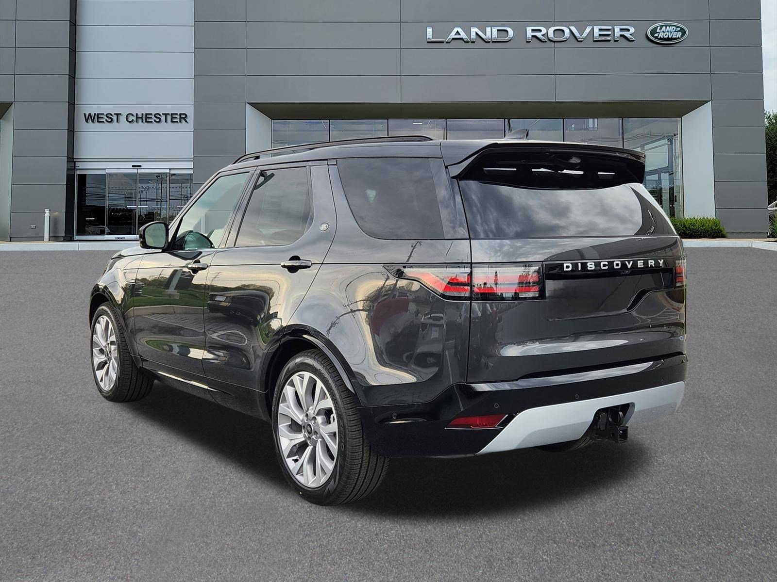 New 2026 Land Rover Discovery Limited Edition AWD/4WD image 3