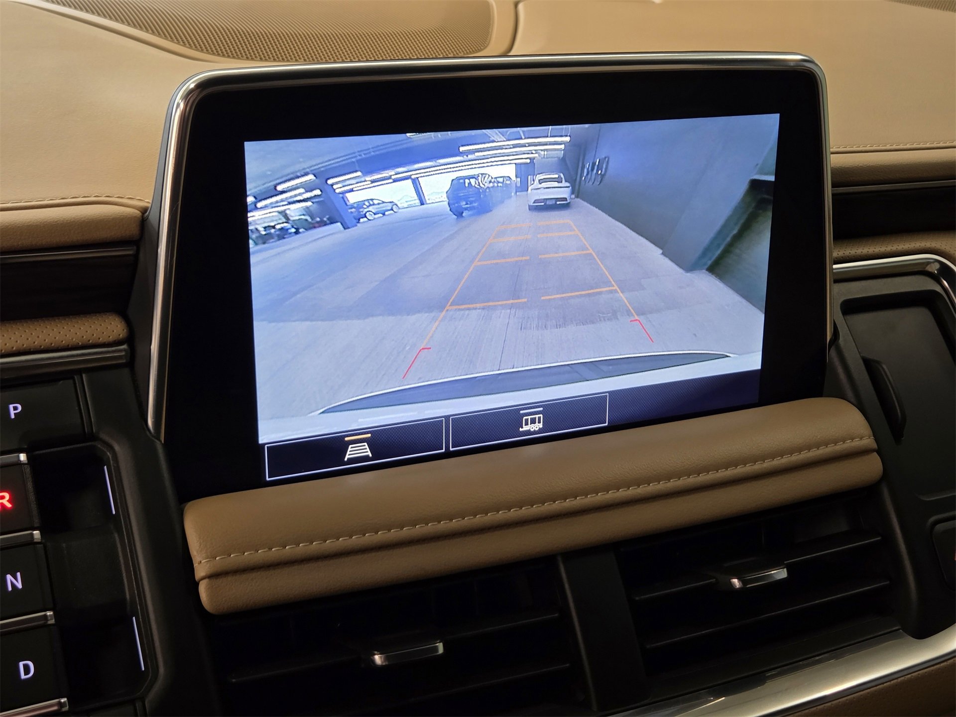 Used 2021 Chevrolet Tahoe Premier image 22