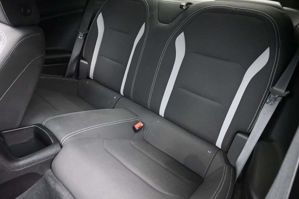 Used 2019 Chevrolet Camaro SS RWD image 15