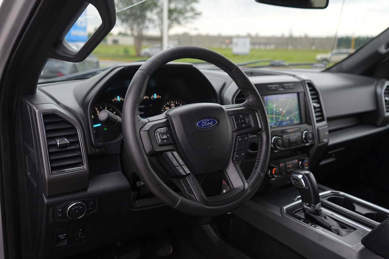 Used 2019 Ford F150 XLT w/ Equipment Group 302A Luxury RWD image 2