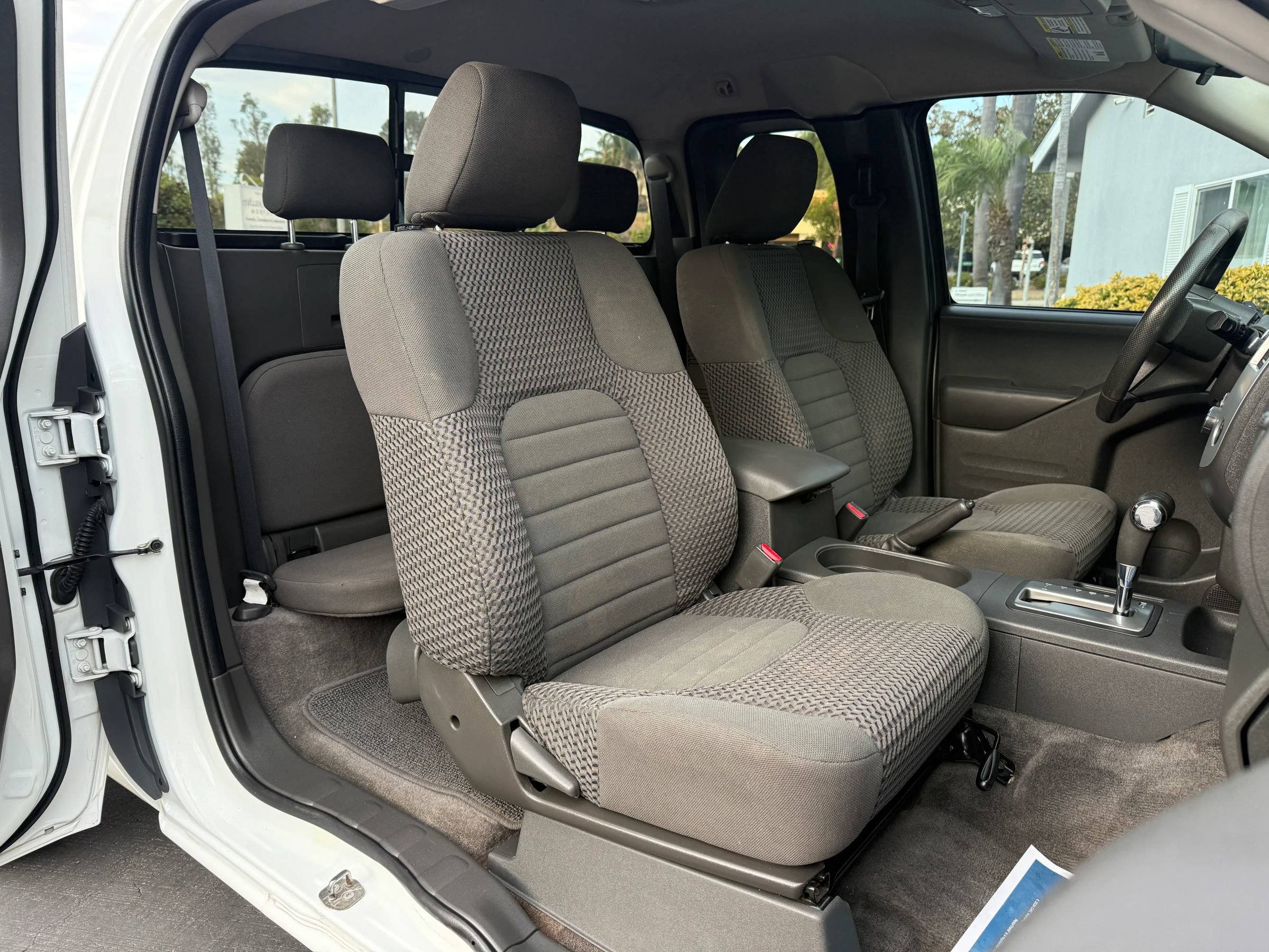 Used 2018 Nissan Frontier SV RWD image 16