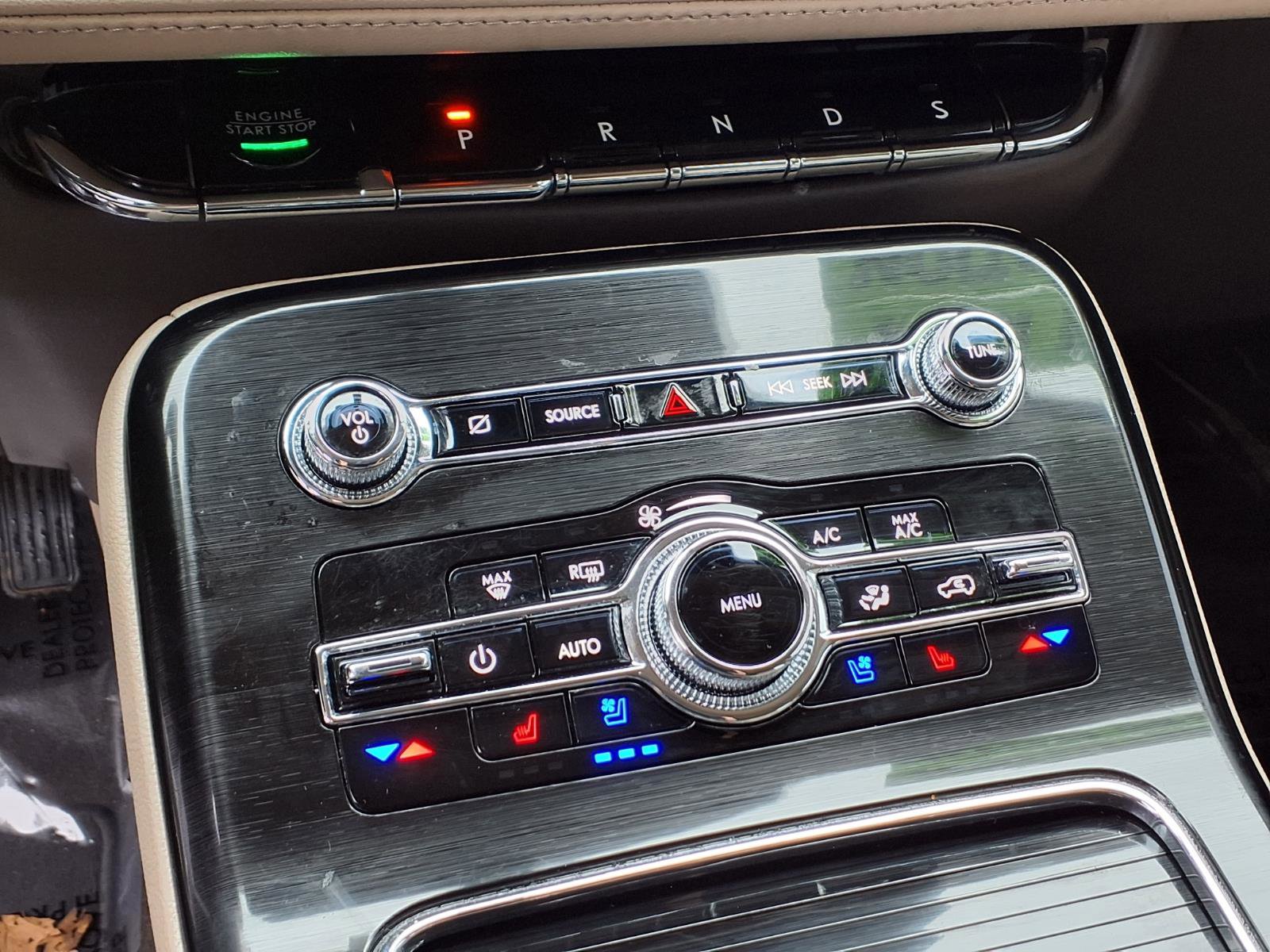 Certified 2022 Lincoln Nautilus Reserve image 23