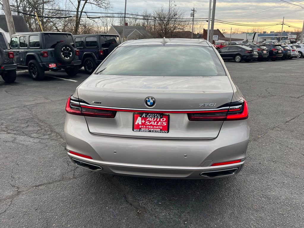 Used 2021 BMW 750i xDrive w/ Executive Package AWD/4WD image 7