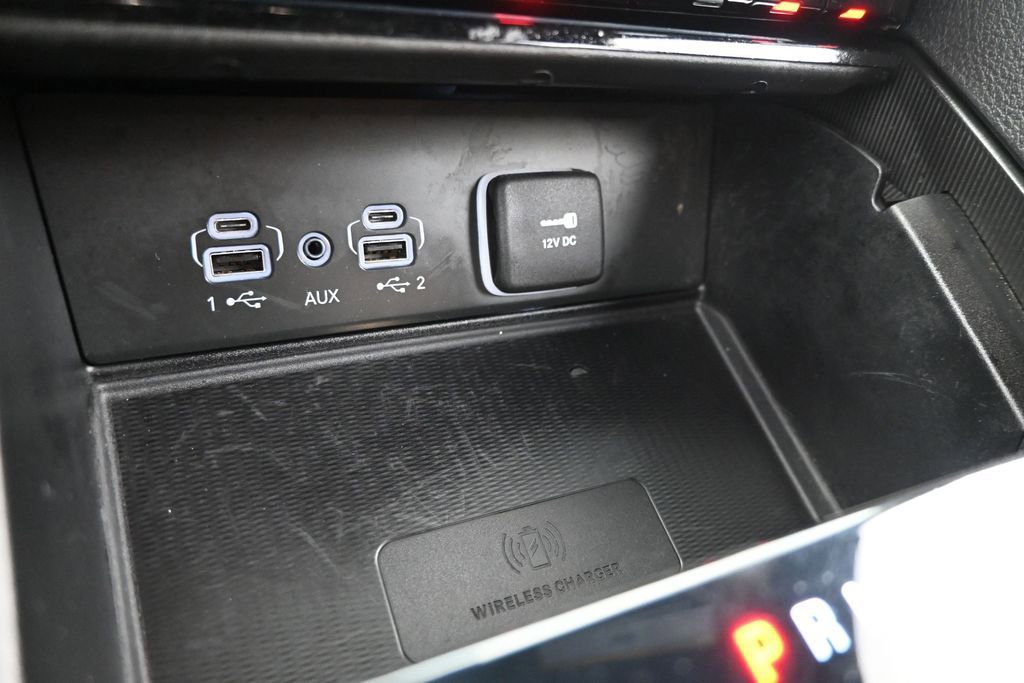 Used 2024 Jeep Grand Cherokee Altitude AWD/4WD image 25
