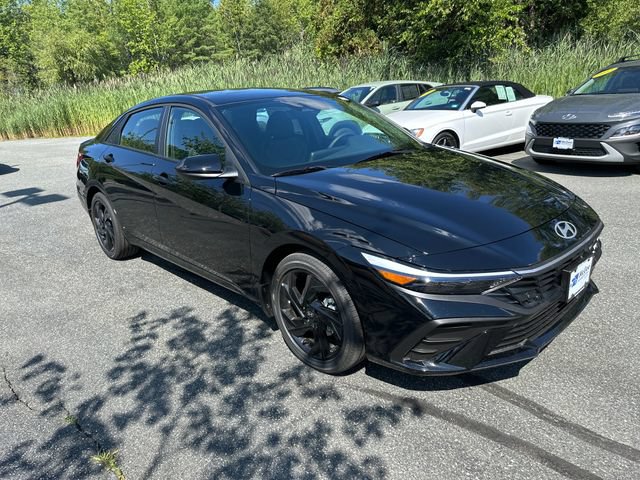 New 2026 Hyundai Elantra SEL Sport FWD image 7