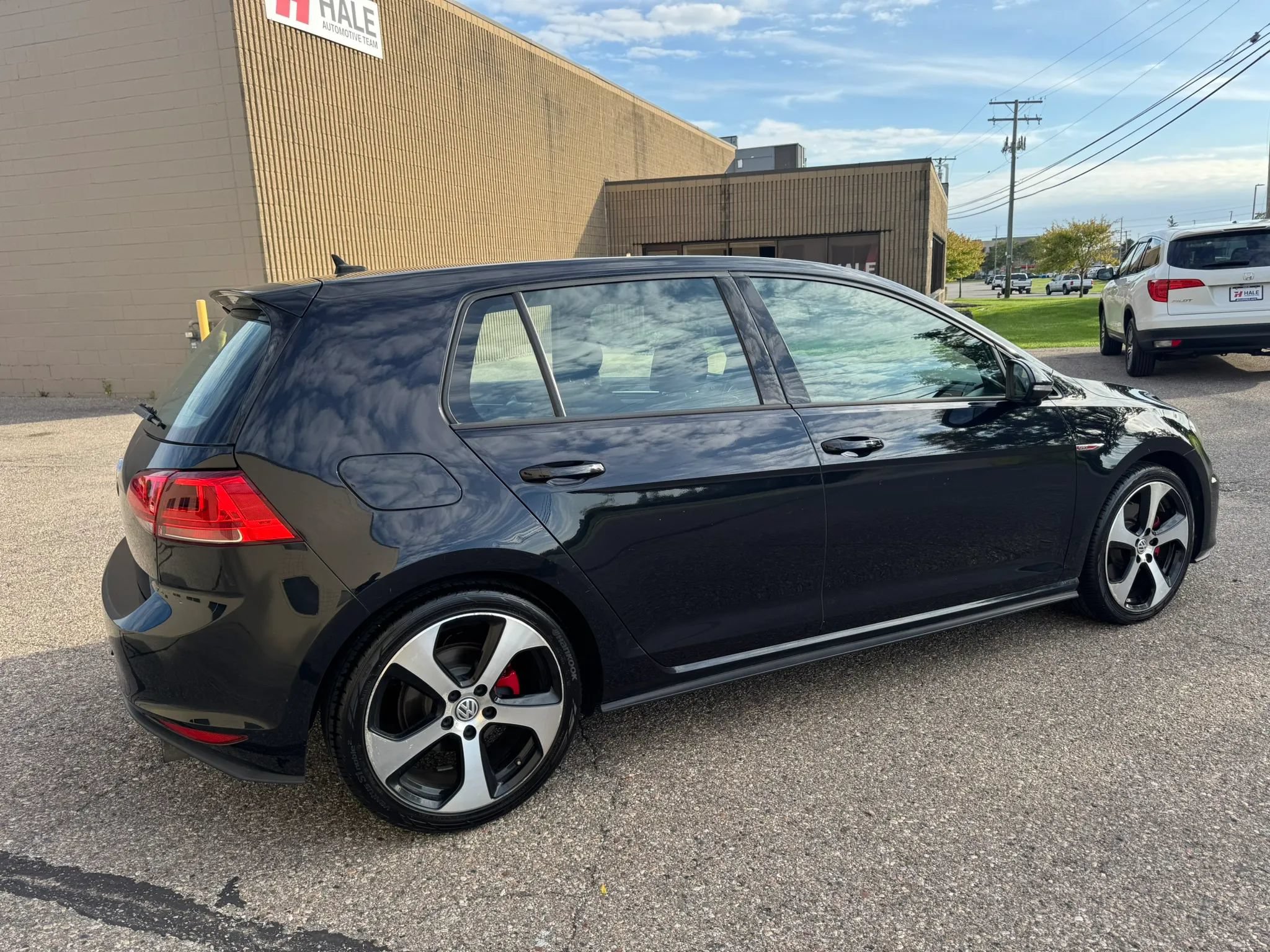 Used 2016 Volkswagen GTI S FWD image 10