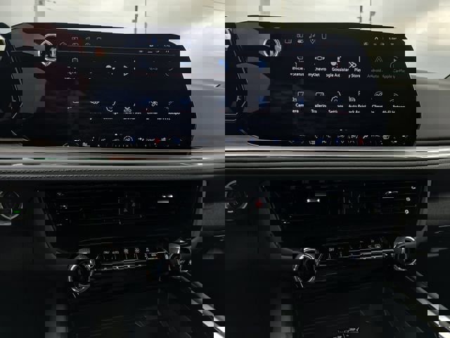 New 2026 Chevrolet Suburban LT w/ Comfort Package image 22