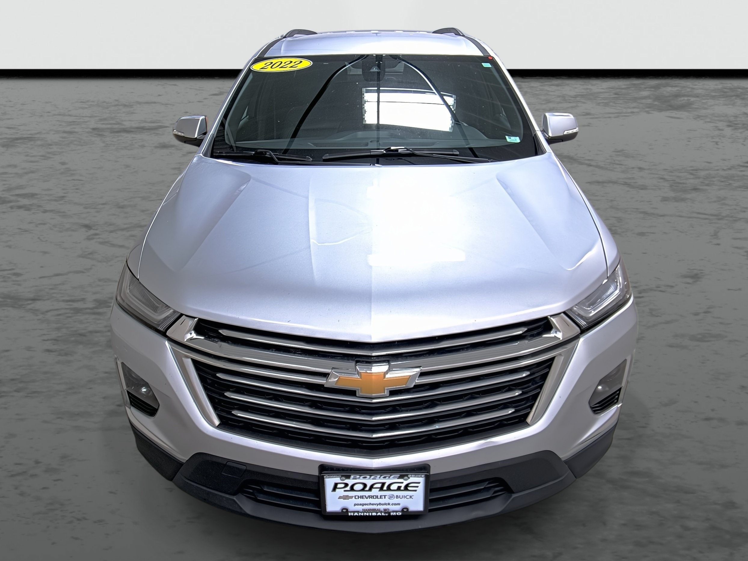 Certified 2022 Chevrolet Traverse LT w/ LPO, Cargo Package AWD/4WD image 6