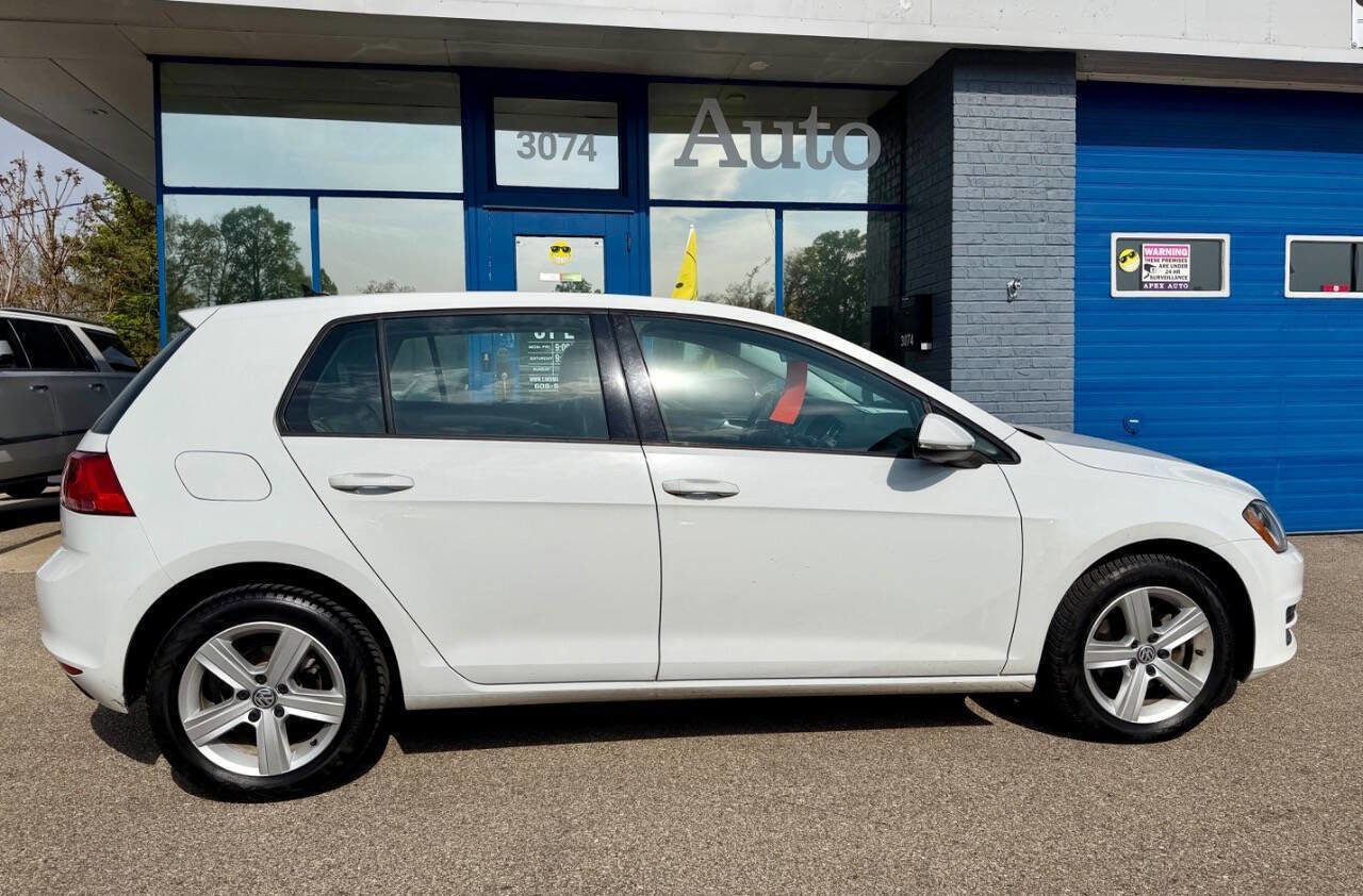 Used 2015 Volkswagen Golf TDI S FWD image 2