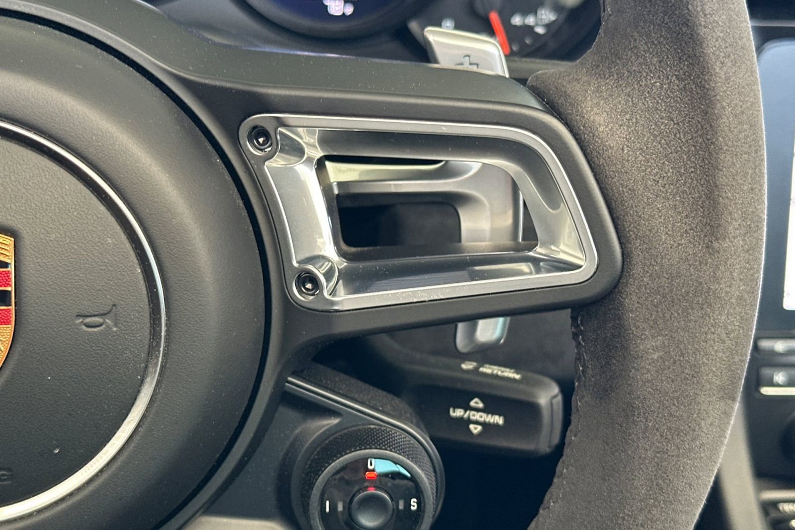 Used 2018 Porsche 911 Targa 4 GTS image 31