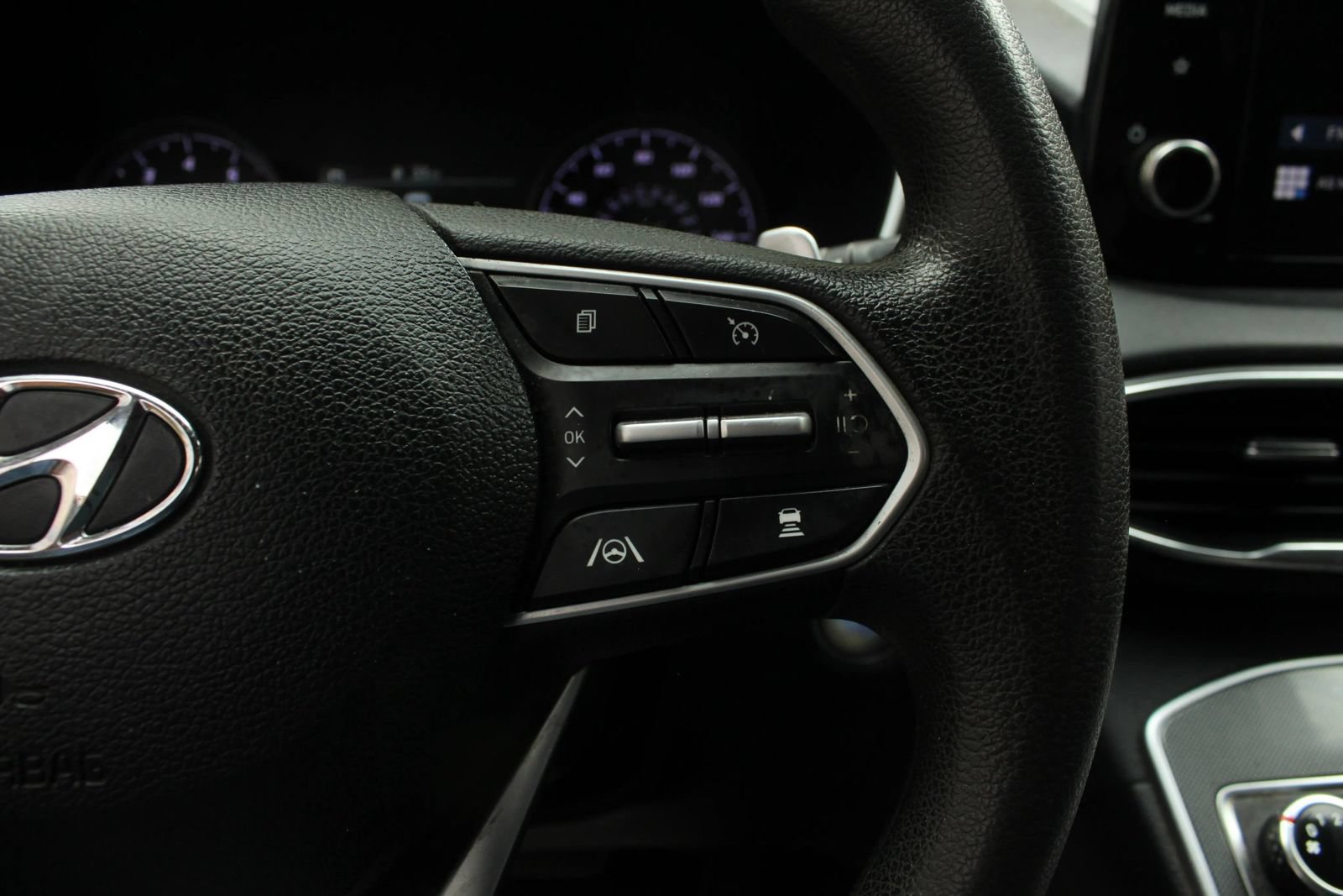 Used 2022 Hyundai Santa Fe SEL FWD image 29