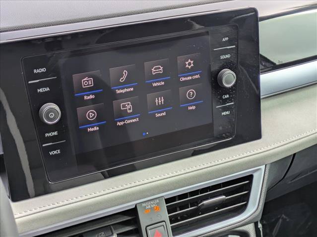 New 2026 Volkswagen Taos SE AWD/4WD image 12
