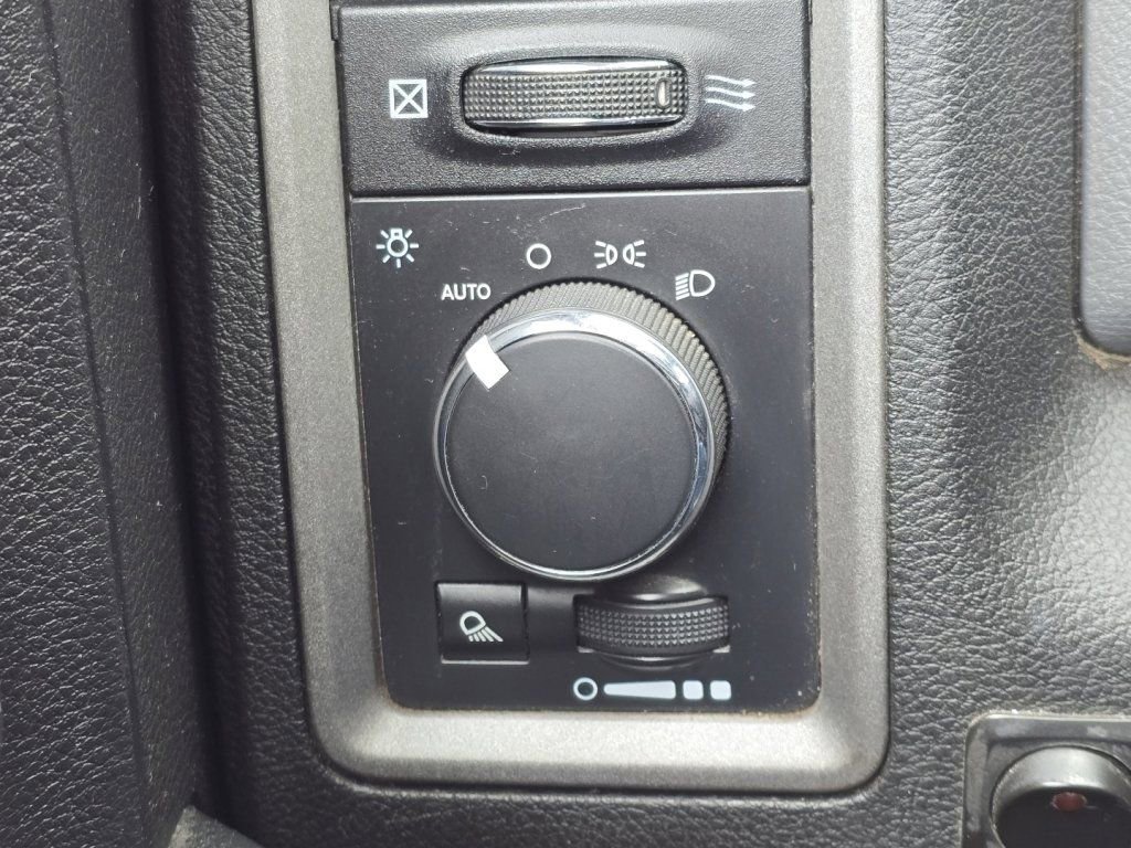 Used 2014 RAM 1500 Tradesman w/ Popular Equipment Group image 28