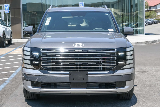 New 2026 Hyundai Palisade Calligraphy AWD/4WD image 2