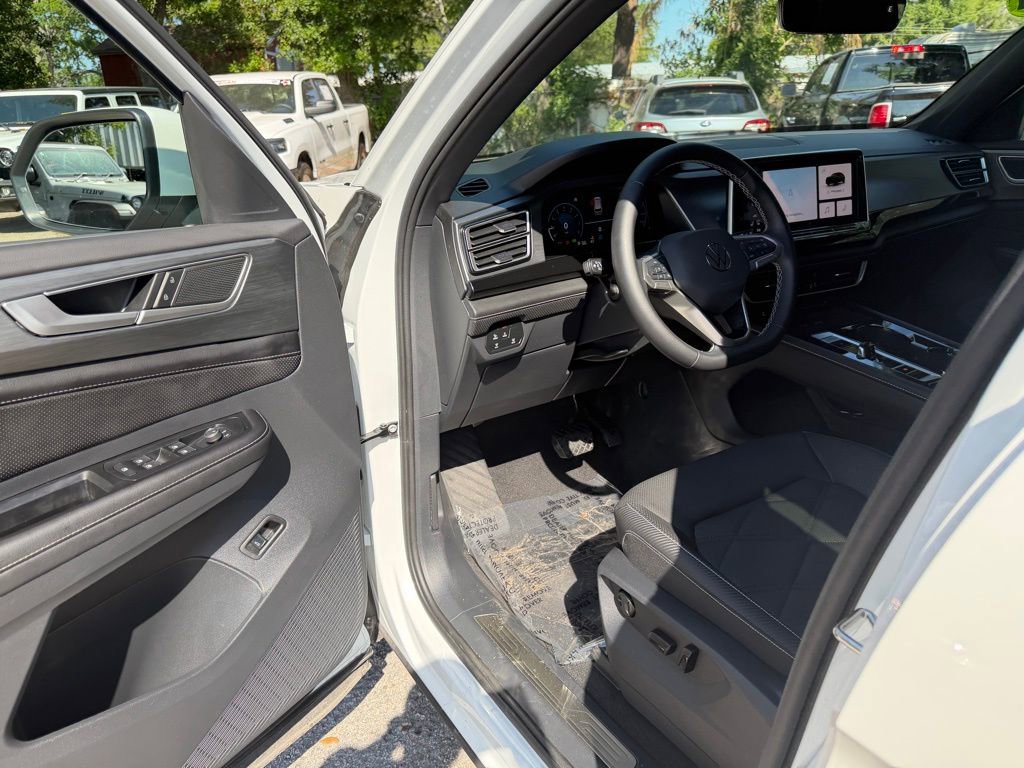 Used 2026 Volkswagen Atlas Cross Sport SE FWD image 15