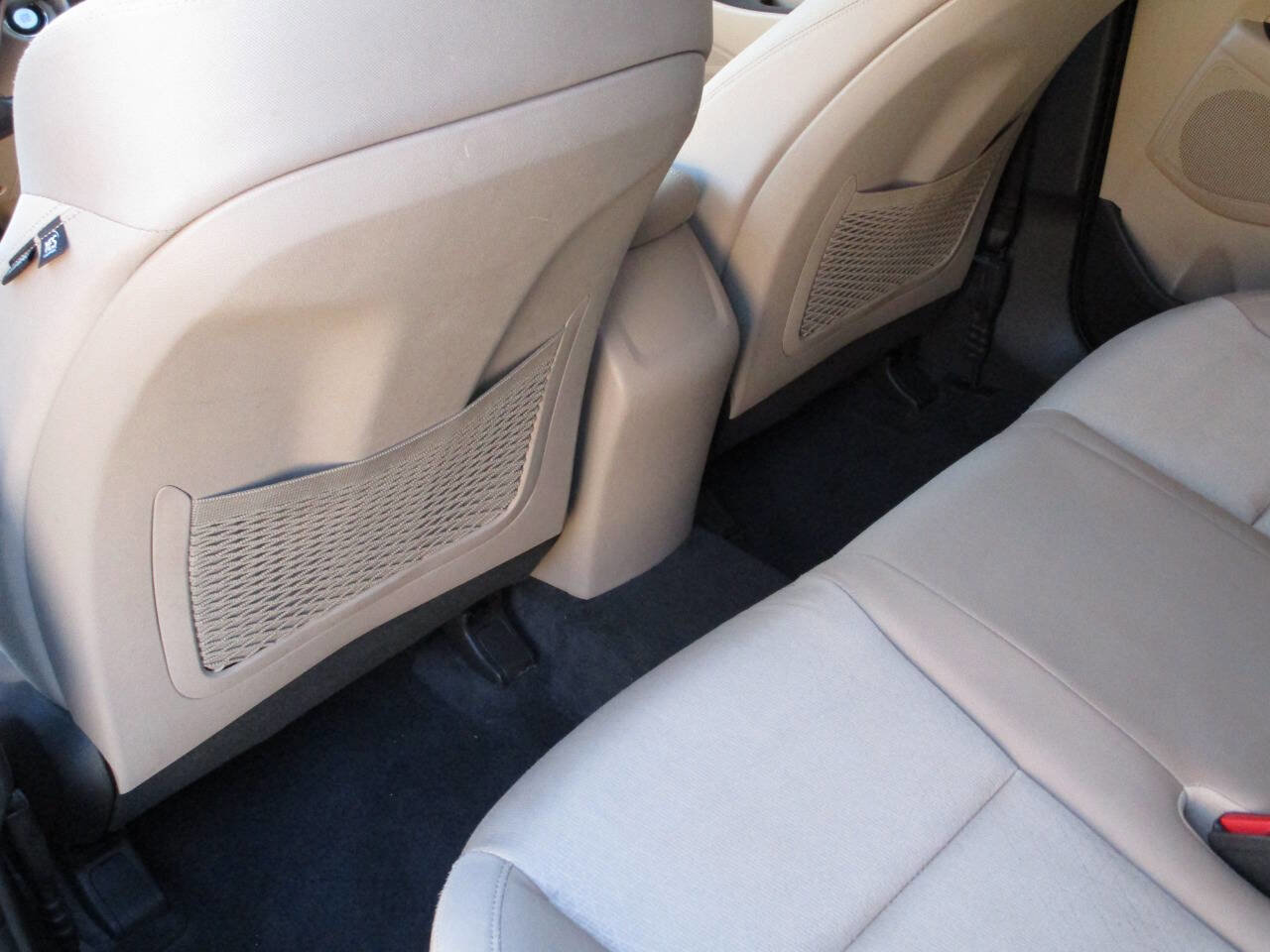 Used 2016 Hyundai Tucson Sport image 11