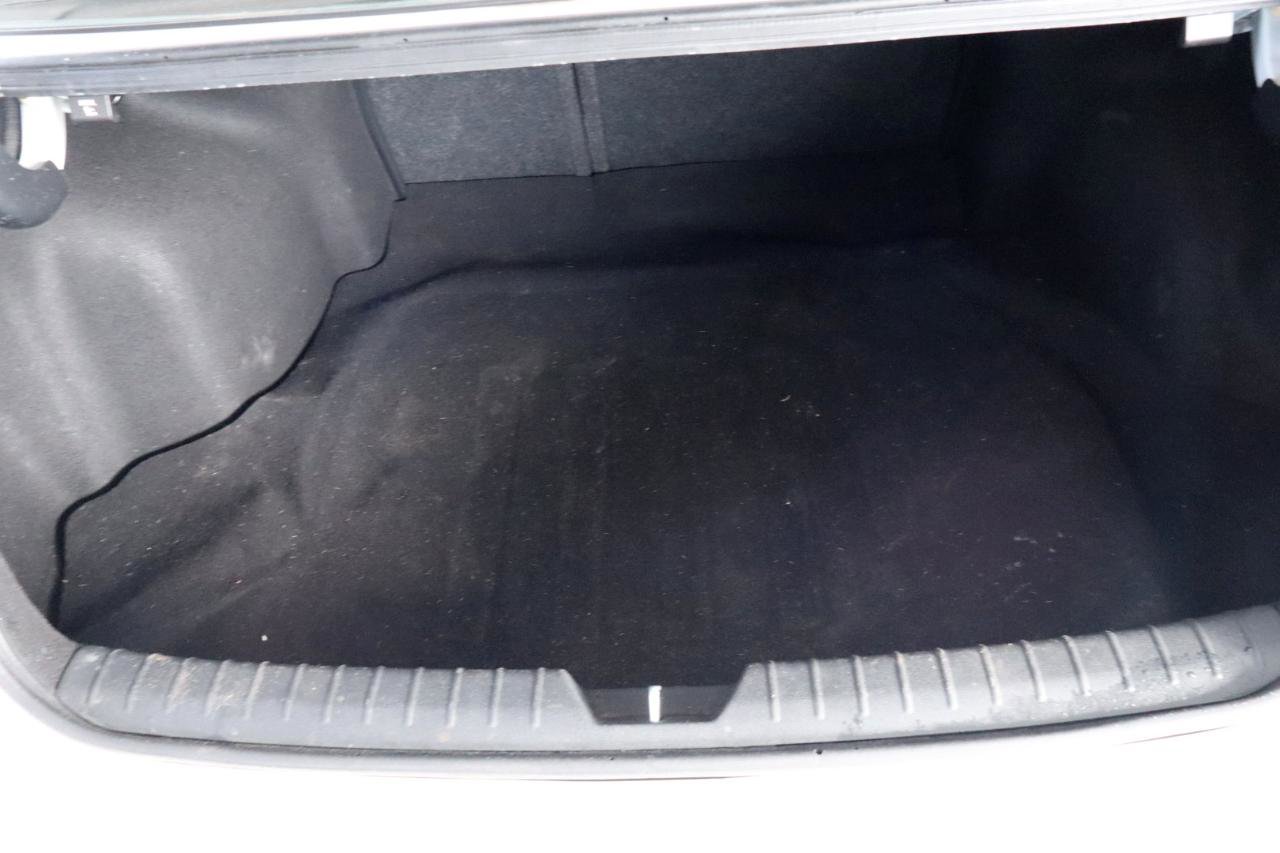 Used 2018 Kia Optima S FWD image 31