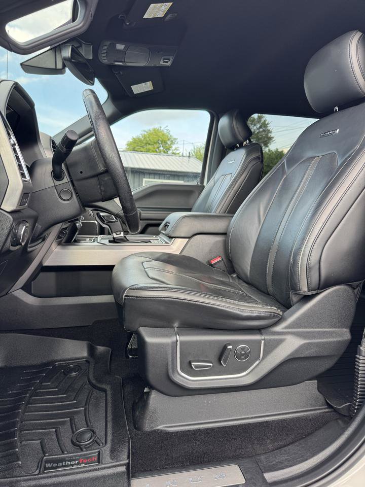 Used 2016 Ford F150 Platinum w/ Equipment Group 701A Luxury AWD/4WD image 15