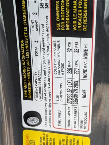 Used 2022 BMW M4 Competition w/ Executive Package RWD image 15