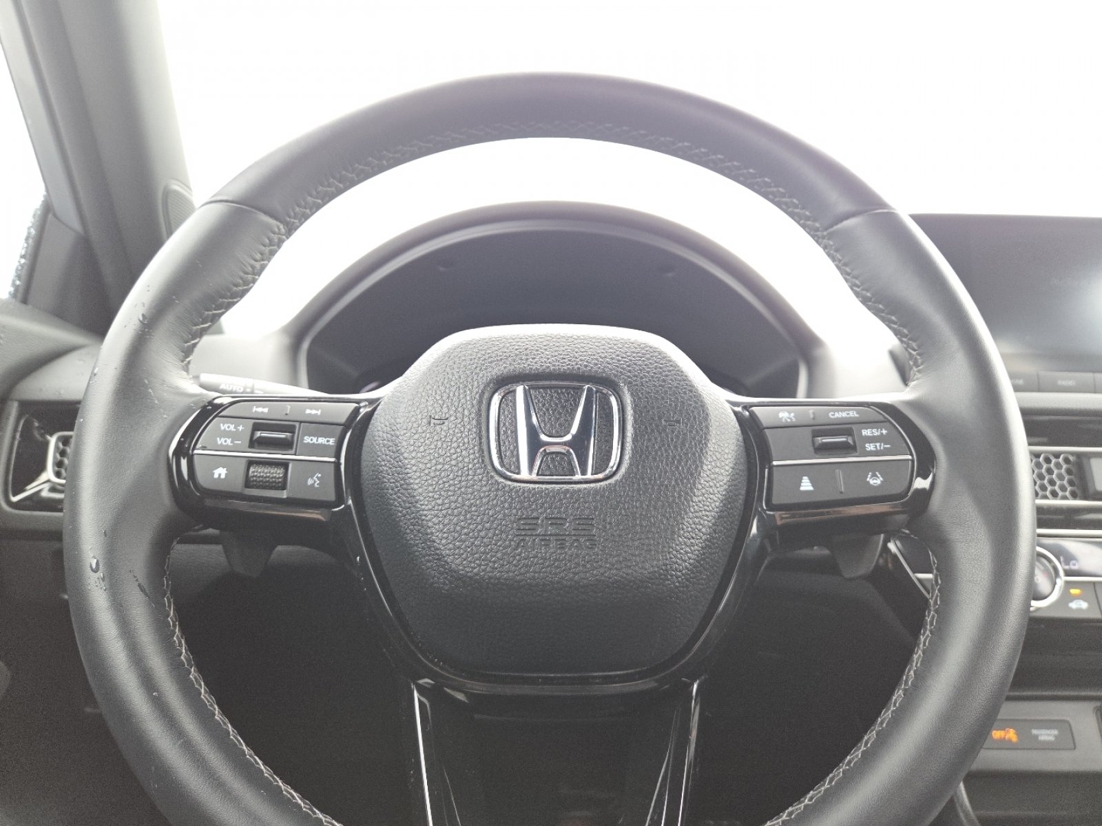 Used 2023 Honda Civic Sport image 25