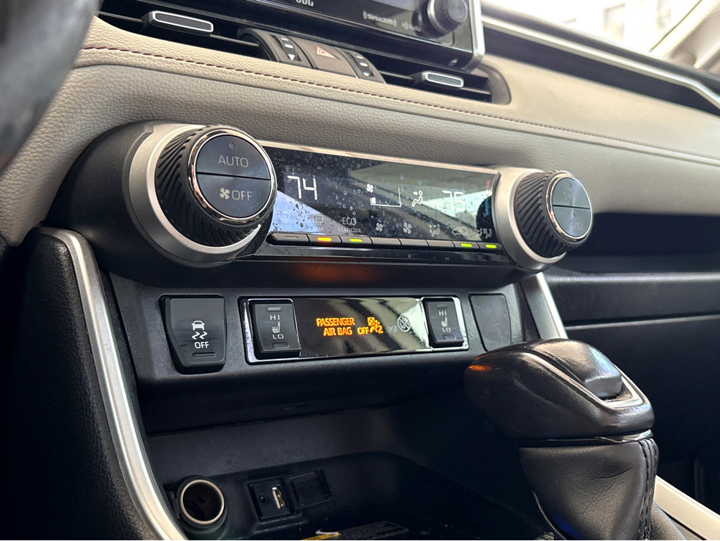 Used 2019 Toyota RAV4 XLE Premium w/ Advanced Technology Package image 10