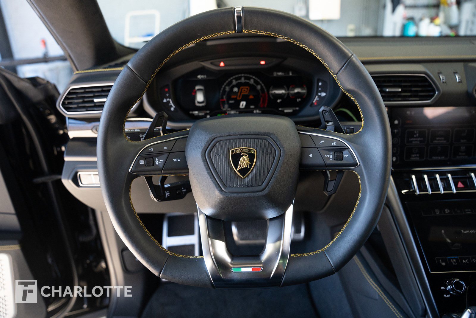 Used 2024 Lamborghini Urus S image 22