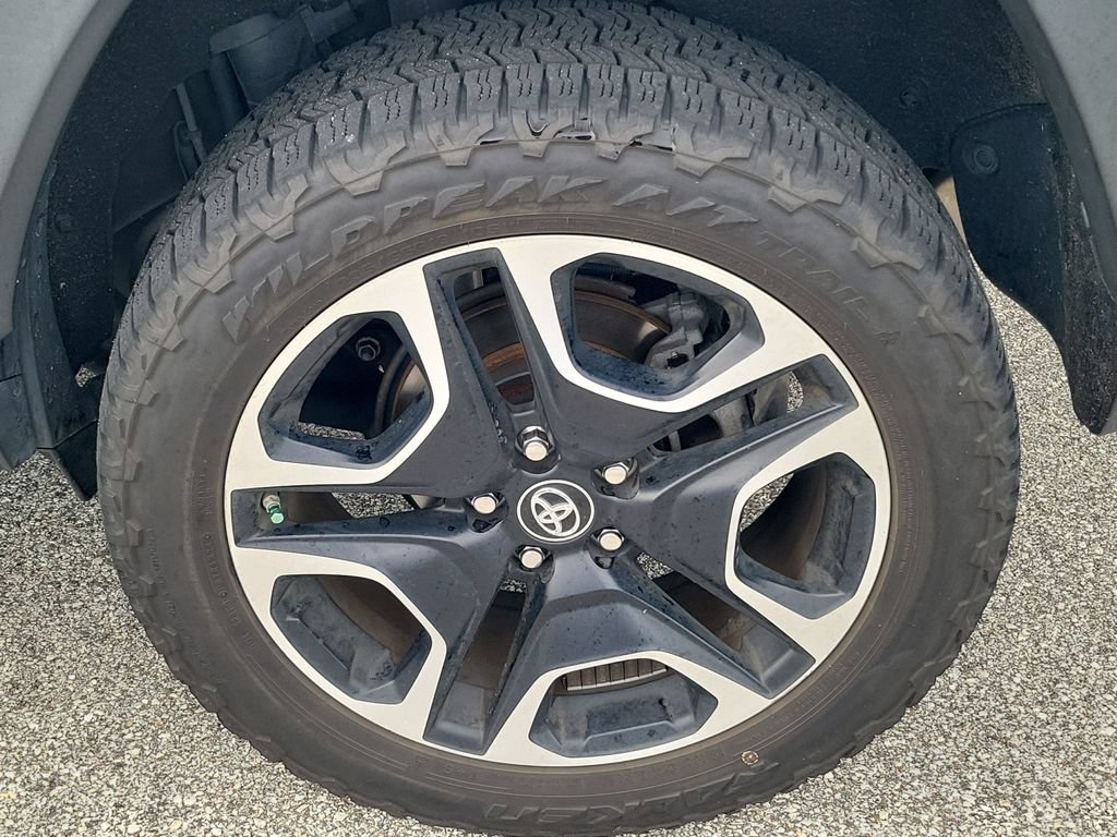 Used 2019 Toyota RAV4 Adventure w/ Cold Weather Package AWD/4WD image 8