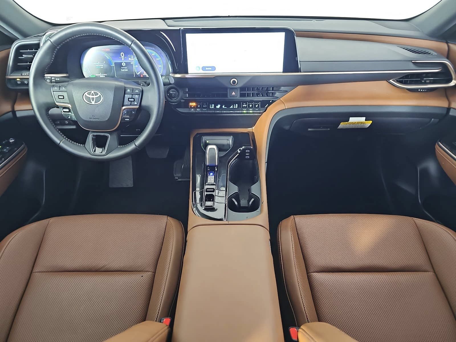 Used 2025 Toyota Crown Signia AWD/4WD image 11