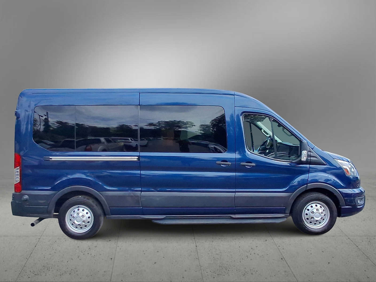 Used 2020 Ford Transit 350 XLT AWD/4WD image 9