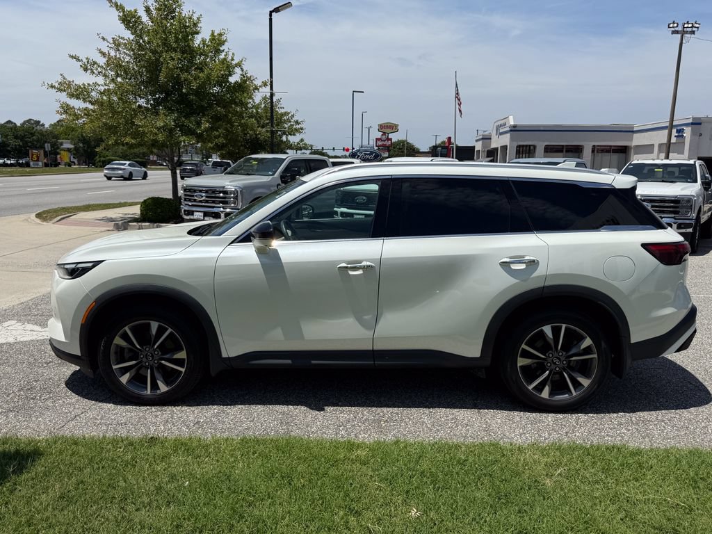 Used 2023 INFINITI QX60 Luxe w/ Cargo Package AWD/4WD image 17