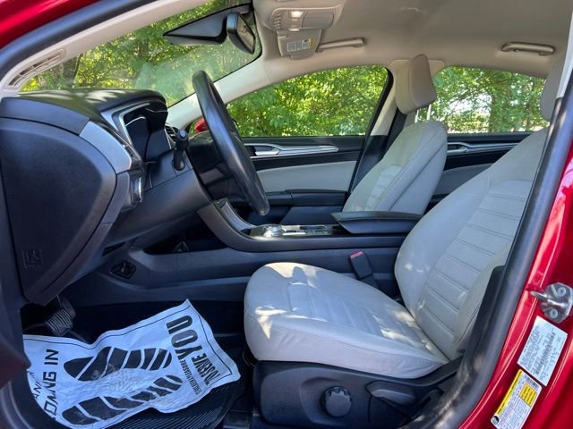 Used 2020 Ford Fusion S FWD image 12