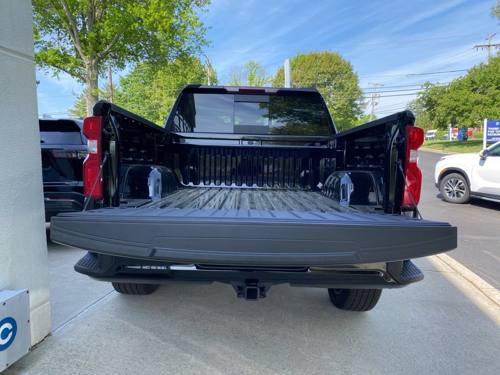 New 2026 Chevrolet Silverado 1500 RST w/ Convenience Package II AWD/4WD image 10