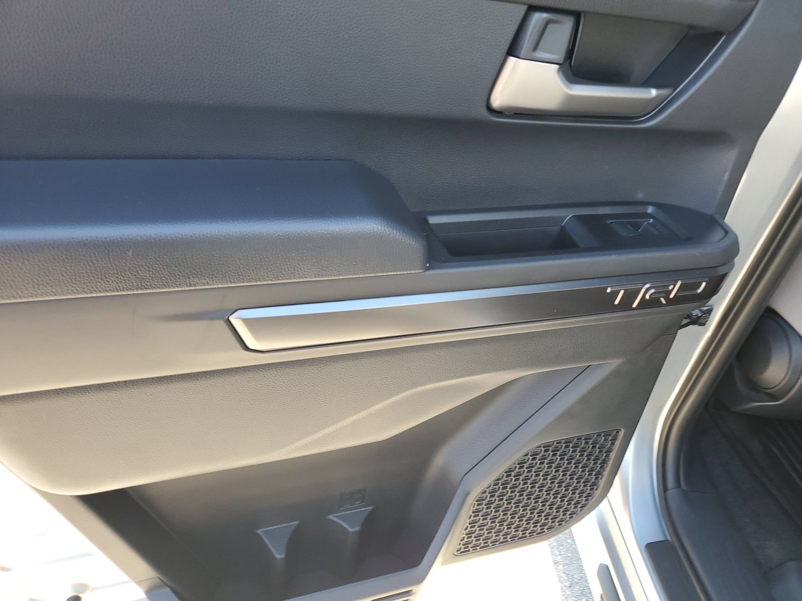 Certified 2025 Toyota Tacoma TRD Sport AWD/4WD image 15