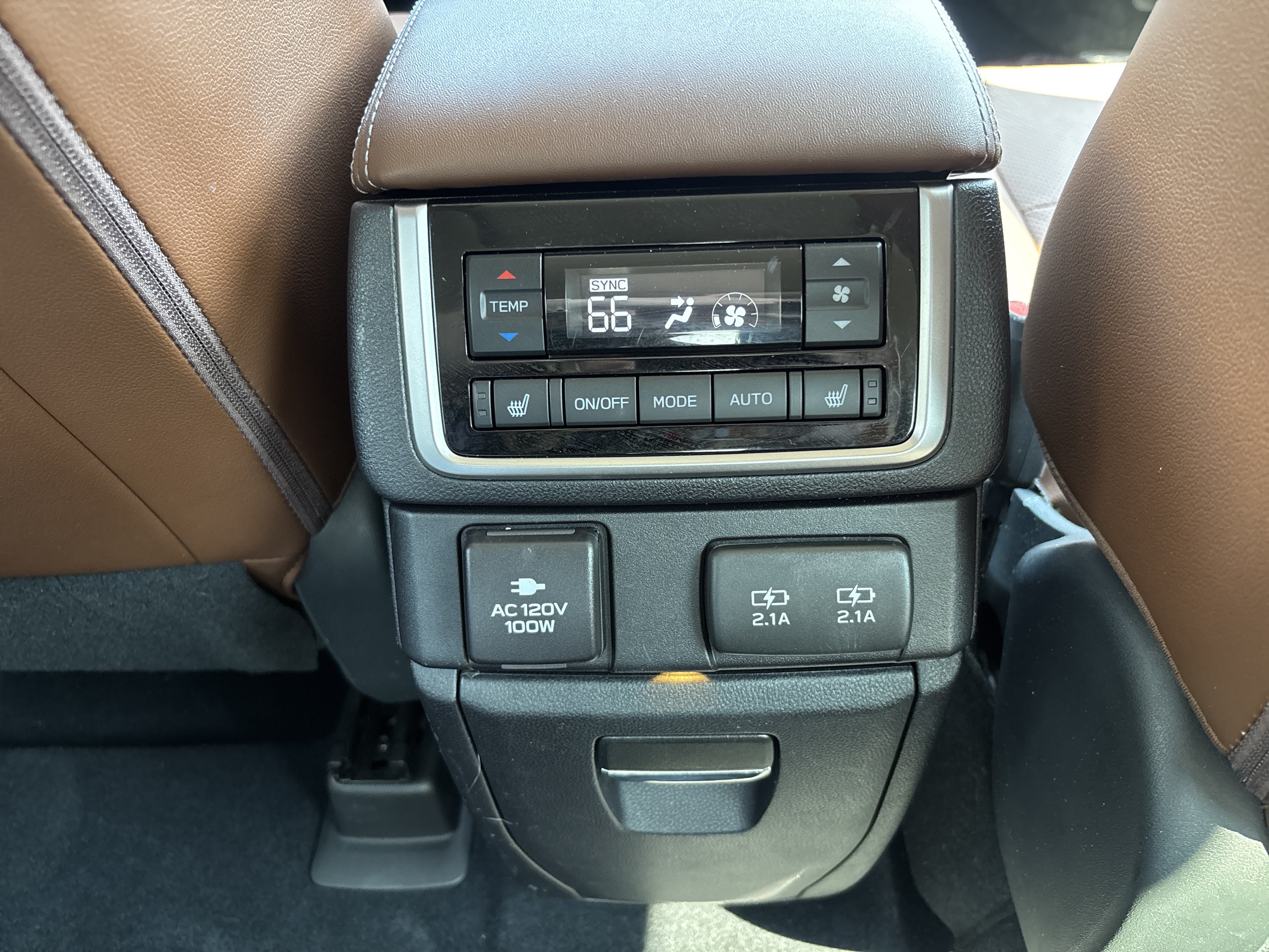 Used 2021 Subaru Ascent Touring AWD/4WD image 15