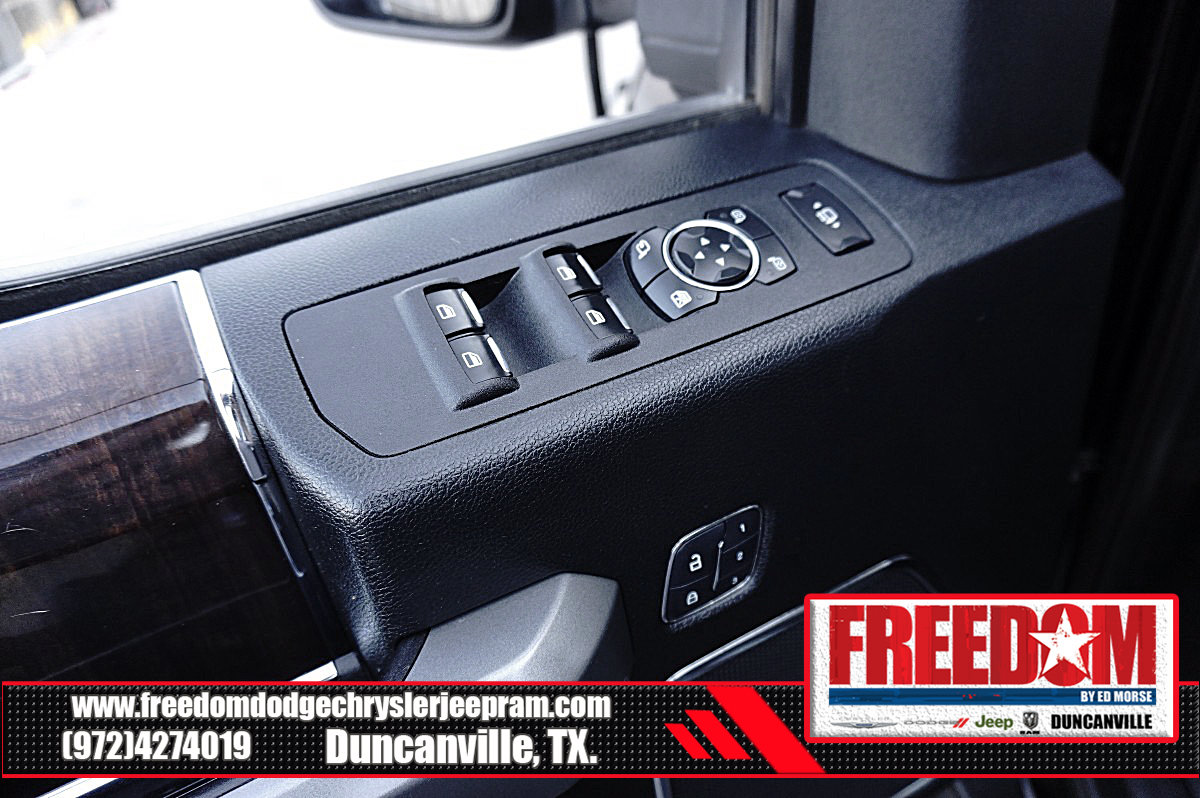 Used 2017 Ford F250 Platinum w/ Platinum Ultimate Package AWD/4WD image 39