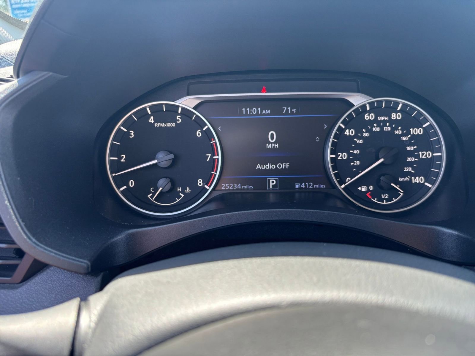 Used 2025 Nissan Altima 2.5 SV FWD image 40