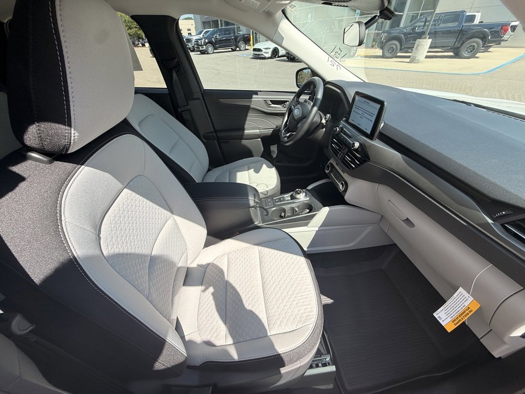 New 2026 Ford Escape Active image 11