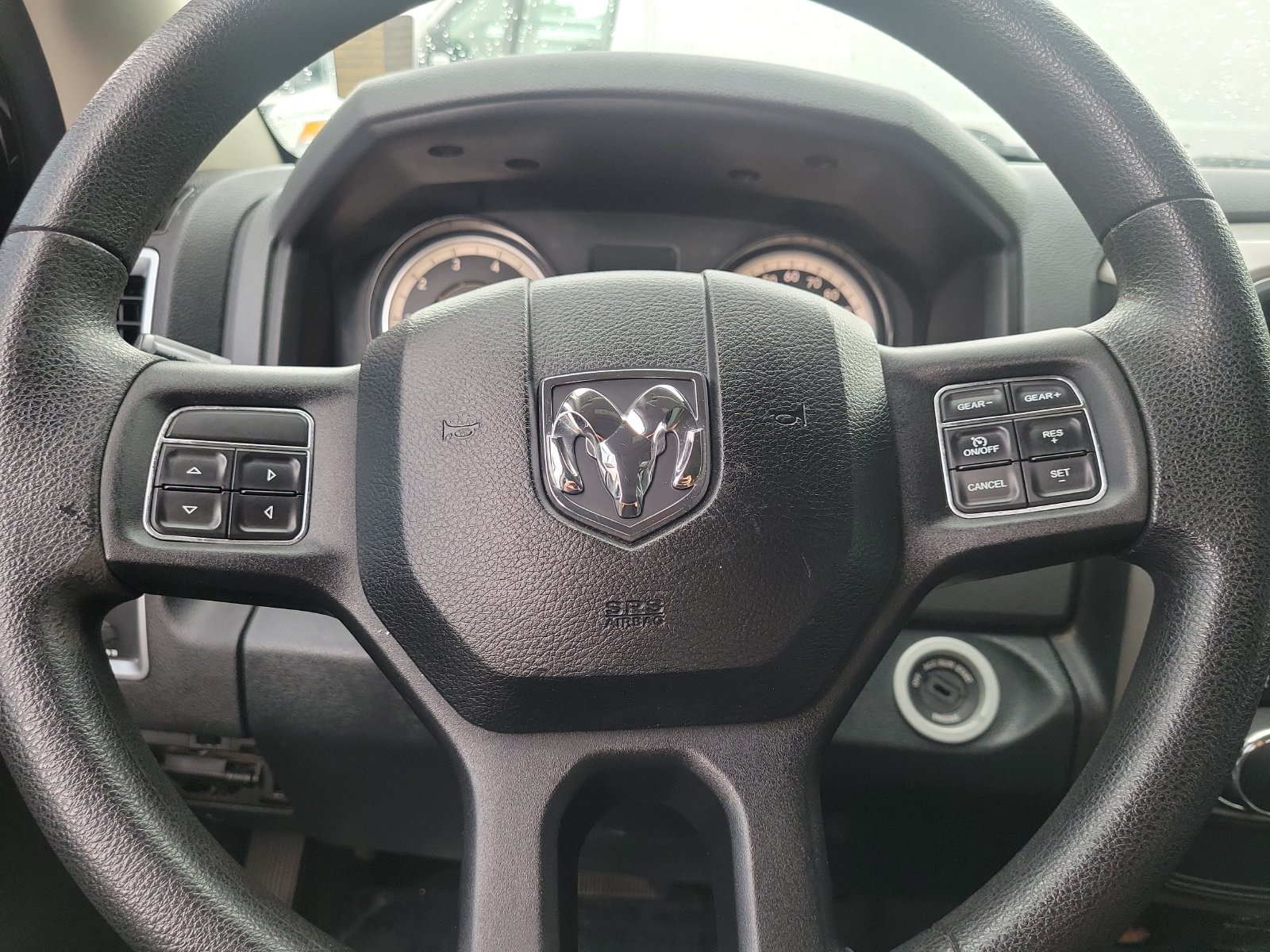 Used 2017 RAM 1500 Classic SLT RWD image 21