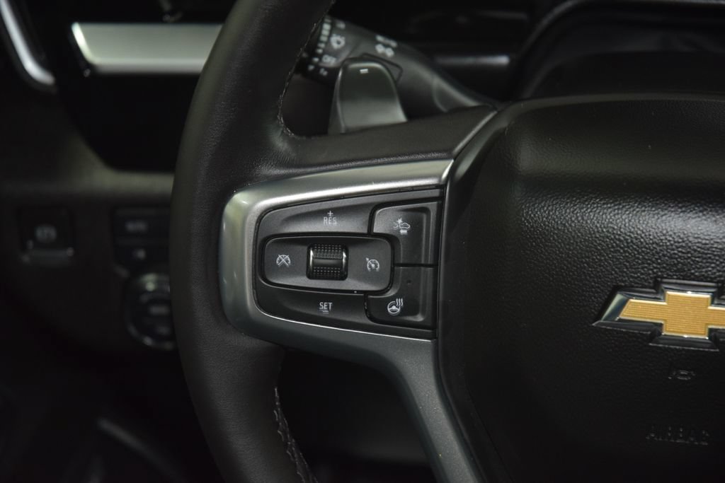 Used 2022 Chevrolet Silverado 1500 LTZ AWD/4WD image 40