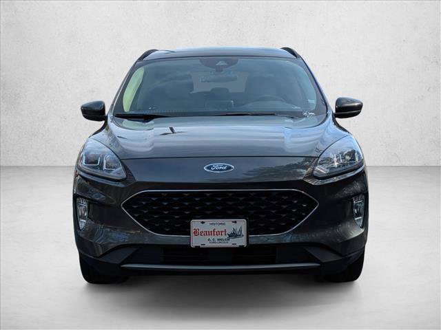 Used 2020 Ford Escape SEL video 2