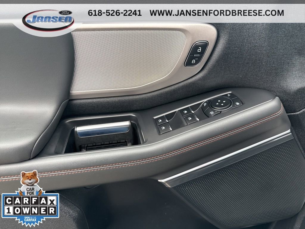 Used 2025 Ford Expedition Max Active image 9