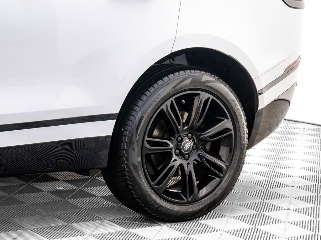 Used 2023 Land Rover Range Rover Velar R-Dynamic S image 36