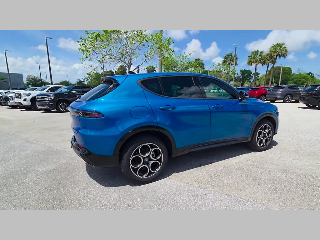 New 2026 Alfa Romeo Tonale w/ Active Assist Package AWD/4WD image 22
