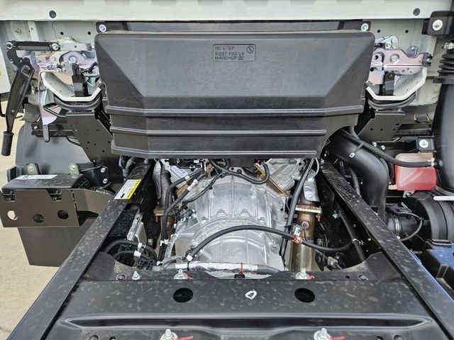 New 2025 Chevrolet Low Cab Forward 5500HG RWD image 23