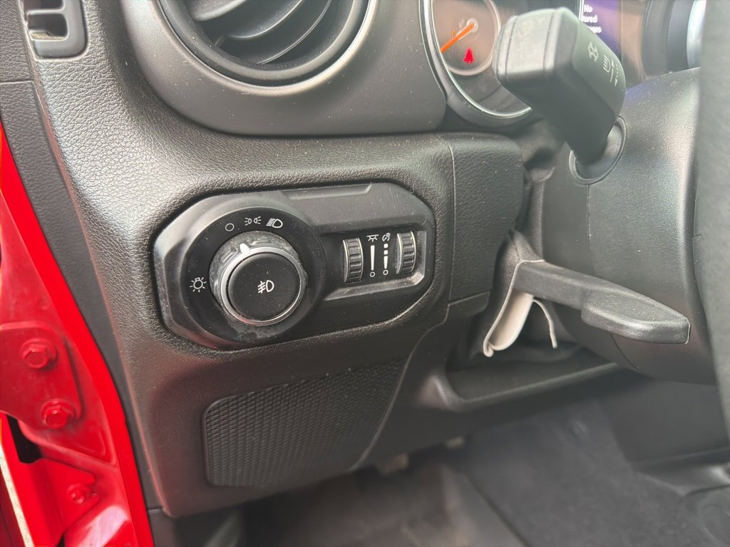 Used 2021 Jeep Wrangler Sport image 7