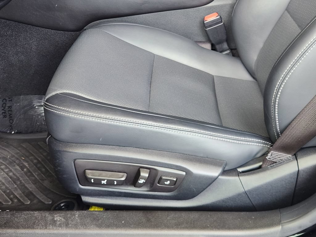 Used 2017 Lexus GS 350 AWD image 24