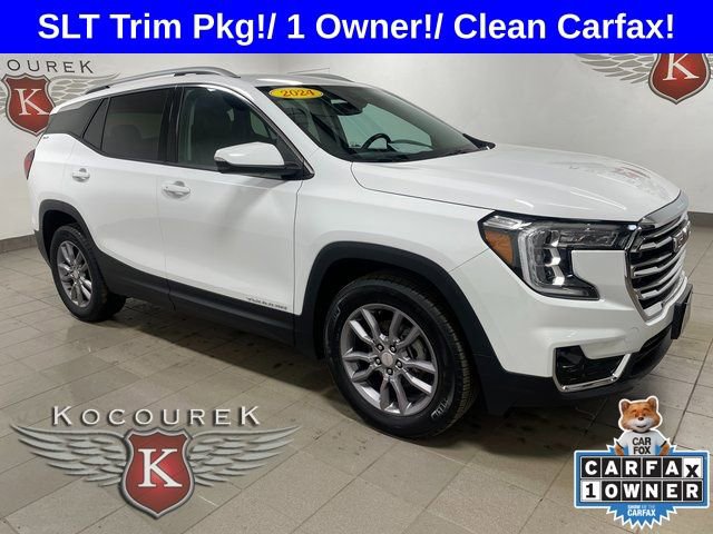 Used 2024 GMC Terrain SLT image 1