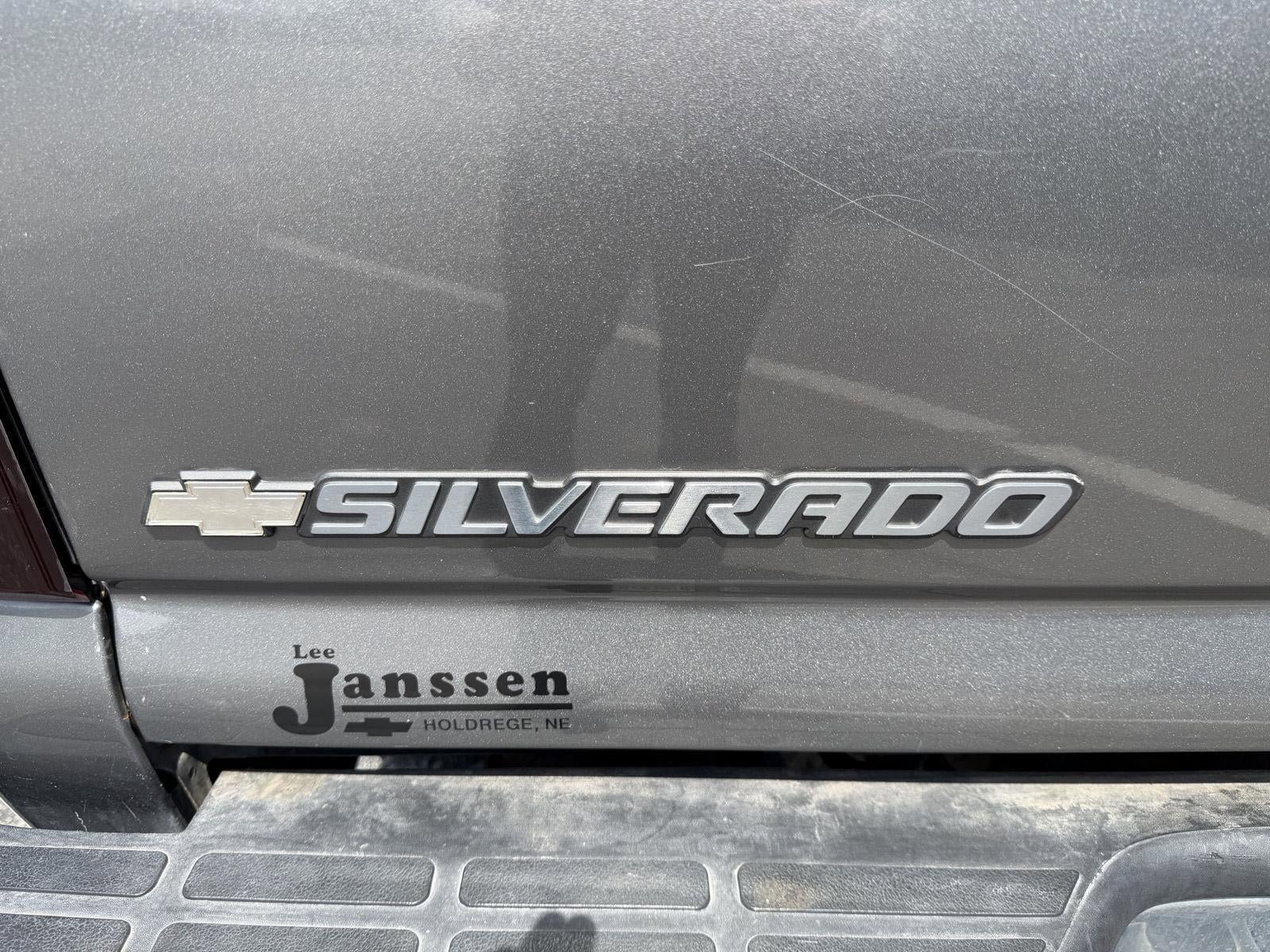 Used 2006 Chevrolet Silverado 1500 LT w/ Light Duty Power Package AWD/4WD image 28