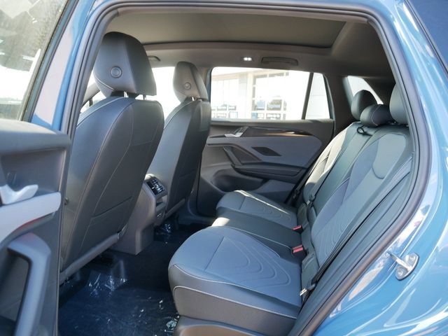 New 2026 Volkswagen Tiguan SE R-Line AWD/4WD image 8